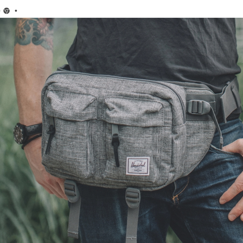 NWT HERSCHEL EIGHTEEN WAIST PACK, RAVEN CROSSHATCH, 6.0L